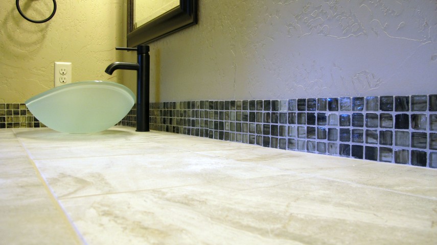 Sumi-E 1x1 Glass tile by Lunada Bay in color, oharo natural