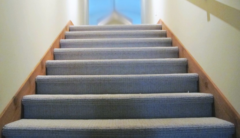 Stairs caress artisan dartmoore shaw industries berber stair wrap wood trim to bonus room