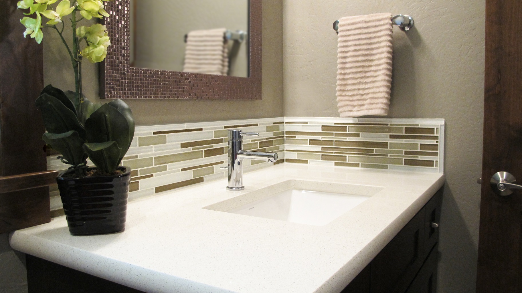 Powder bathroom vanity LG Viatera Quartz cashmere undermount sink porcelain kohler Glazzio Tile Random interlocking mosaic glass Marble Canyon